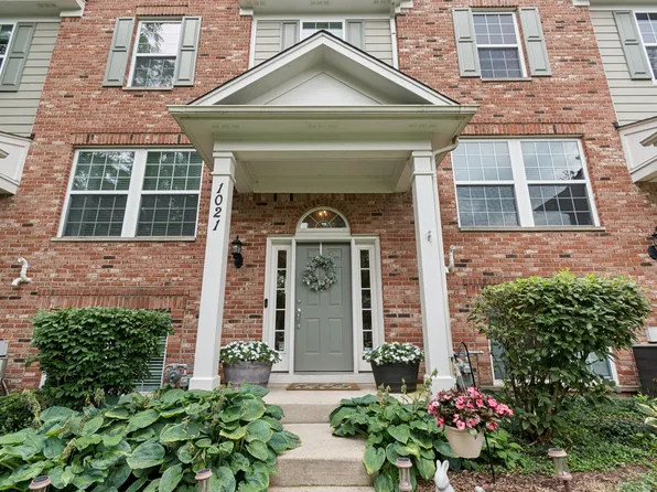 1021 Crane Point, Elgin, IL 60124