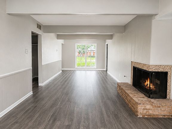 4th image of 3543 Ridgebriar Dr