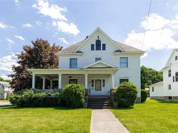 602 W Miller St, Newark, NY 14513