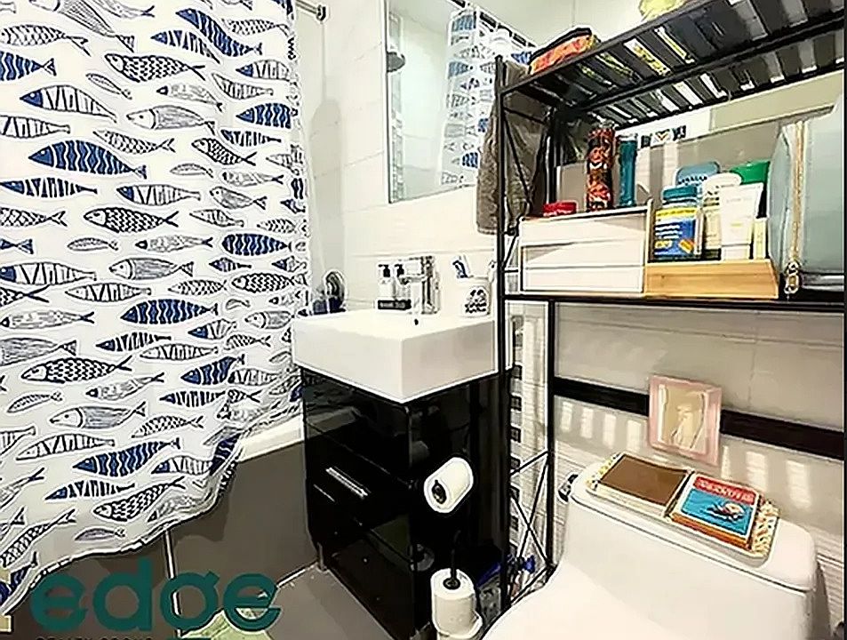 1st image of 231 Jefferson St #1F