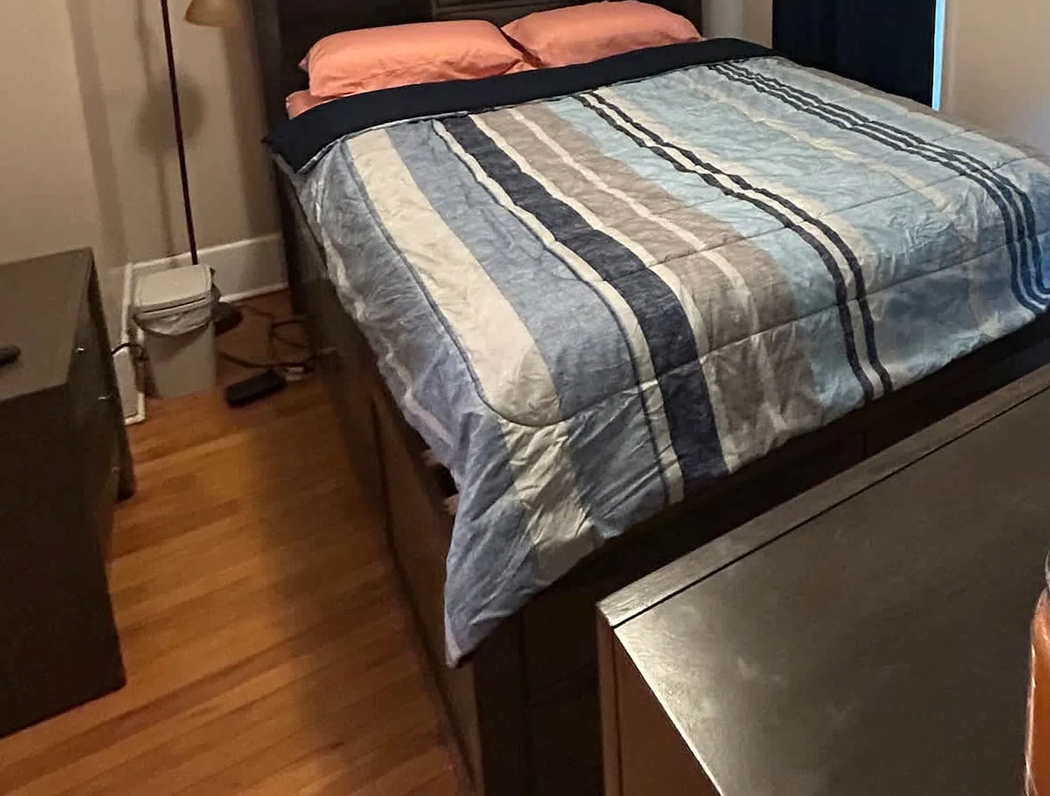 2 bed, 1.0 bath, $4,042 — Photo 4