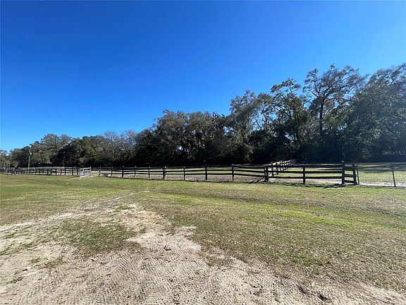 4th image of 16525 SW 5th Pl