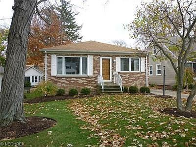 1st image of 325 Huntmere Dr