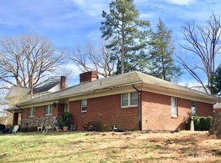 303 Cook Ave, Brookneal, VA 24528