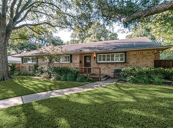 2nd image of 805 Northlake Dr