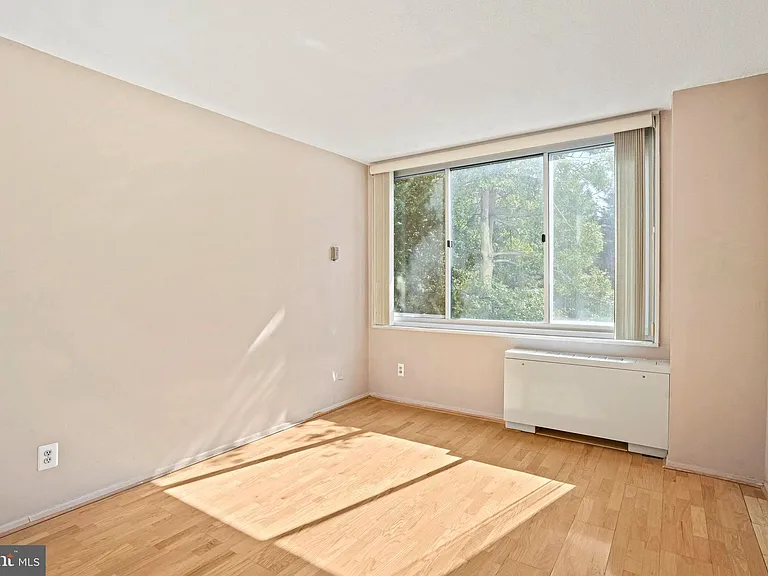 11801 Rockville Pike #207 — Photo 24