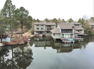 9858 E Maplewood Cir, Englewood, CO 80111