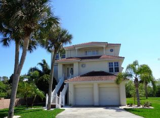 5712 Emerald Pointe Cir, Port Richey, FL 34668