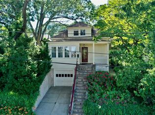 182 Western Promenade, Cranston, RI 02905