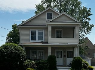 129 Brace Rd #129, West Hartford, CT 06107