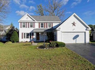 5 Limerick Ct, Latham, NY 12110