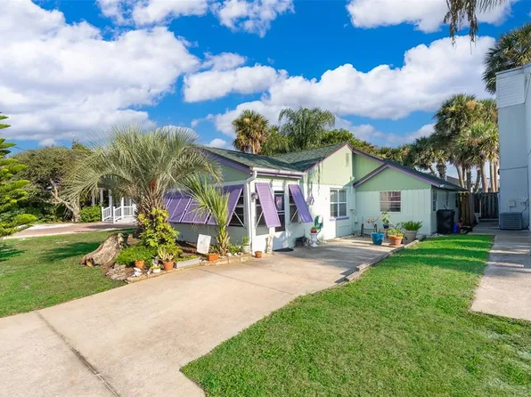 308 Due East St, New Smyrna Beach, FL 32169
