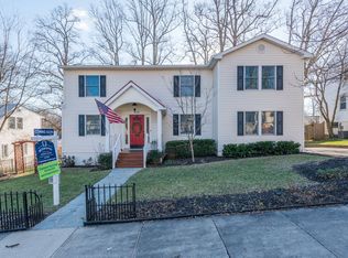 4025 Poplar St, Fairfax, VA