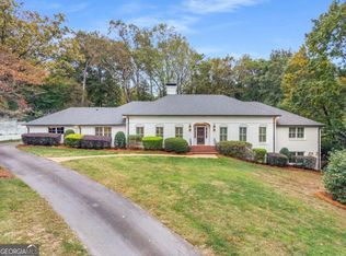 720 Fair Oaks Mnr, Sandy Springs, GA 30327