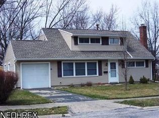 2960 Archwood Pl, Cuyahoga Falls, OH