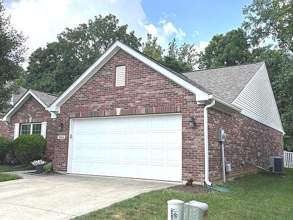 2nd image of 9544 Woodsong Ln