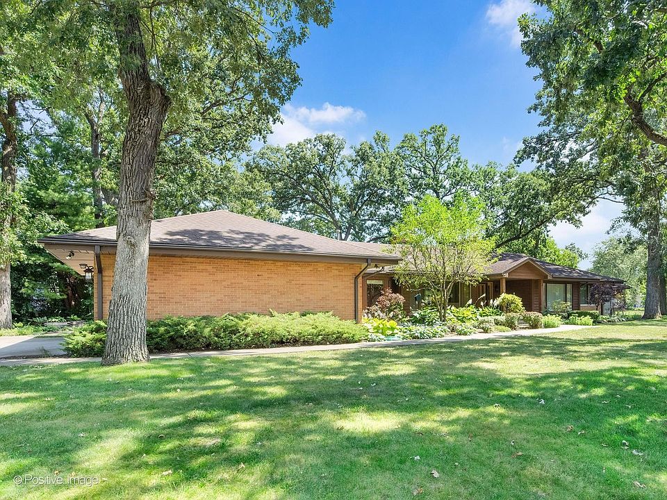 2nd image of 659 Leslie Ct