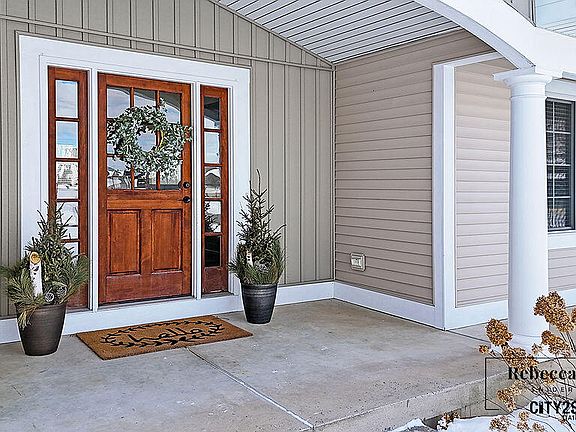 3rd image of 7211 Sagerose Dr