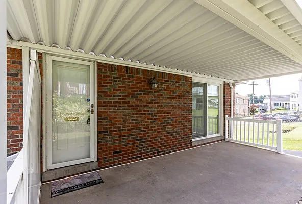 851 Florence Ave #2 — Photo 7