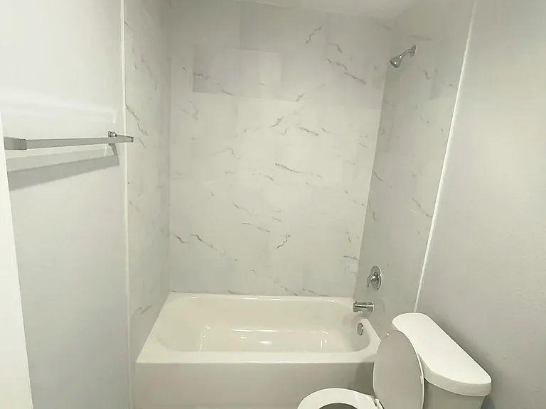 Main Full Bath