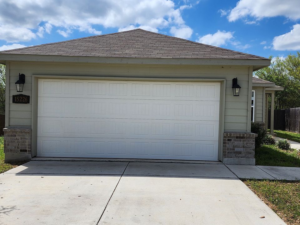 1st image of 15226 PANDION DR
