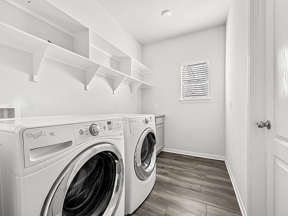 2nd image of 2265 Wooster St