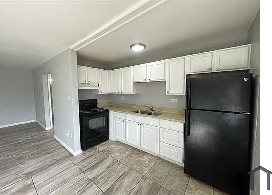 3rd image of 1590 Clinton St APT 206
