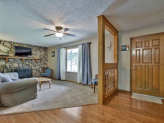 3rd image of 313 N Lioba Dr