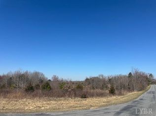 857 Robin Rd, Brookneal, VA 24528