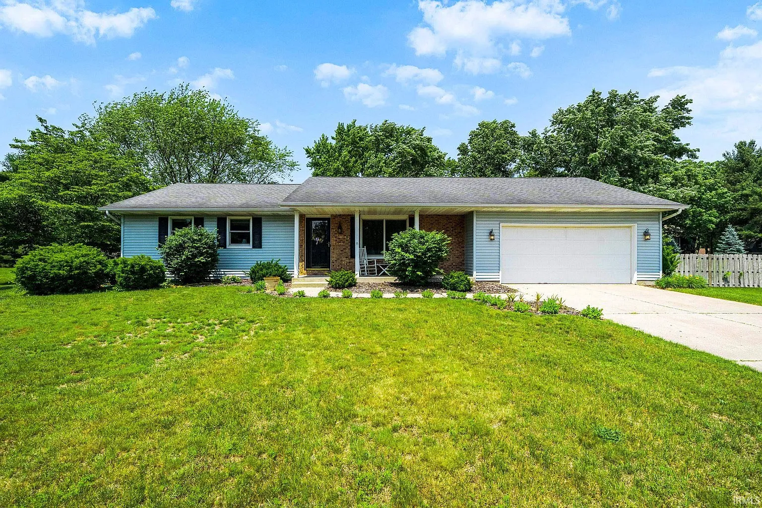 12199 Fields Farm Ct photo 1