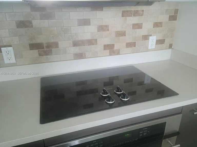 500 Brickell Ave #2604 — Photo 9