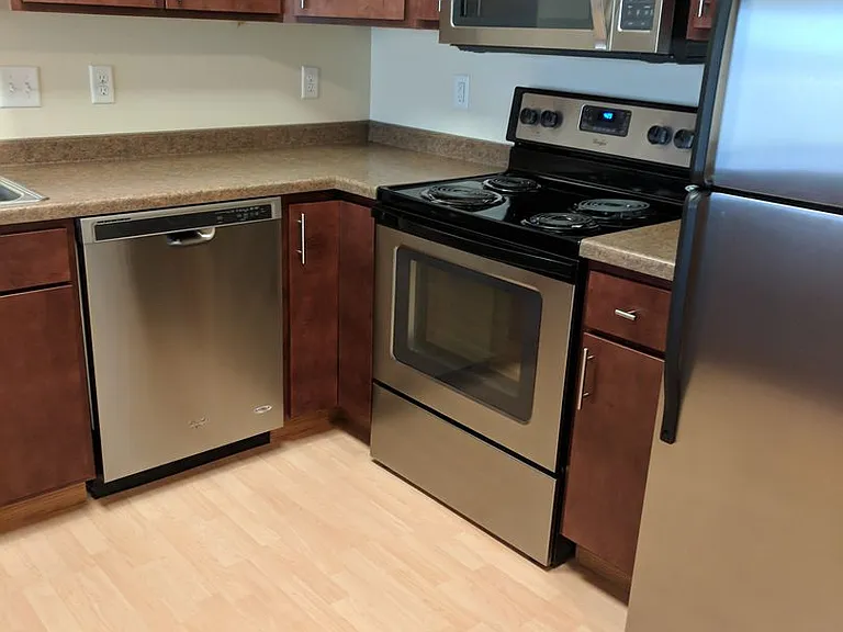 West Lake III Apartments — Photo 112
