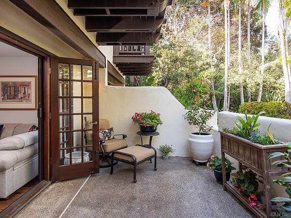 4th image of 8694 Villa La Jolla Dr Unit 4