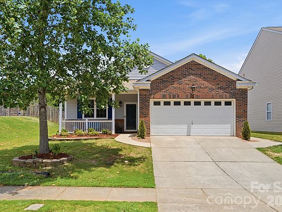 2nd image of 2211 Savannah Hills Dr