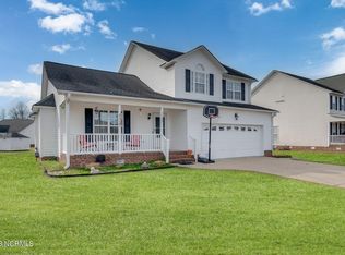 1209 Elmstead Dr, Winterville, NC 28590