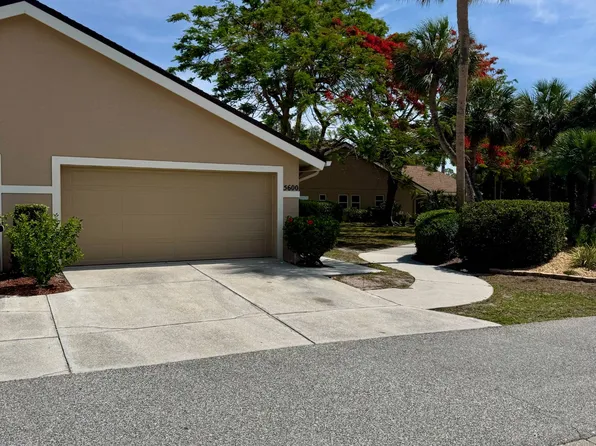 5600 Monte Rosso Rd, Sarasota, FL 34243