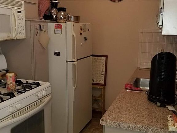 3rd image of 1475 Thieriot Ave APT 3A