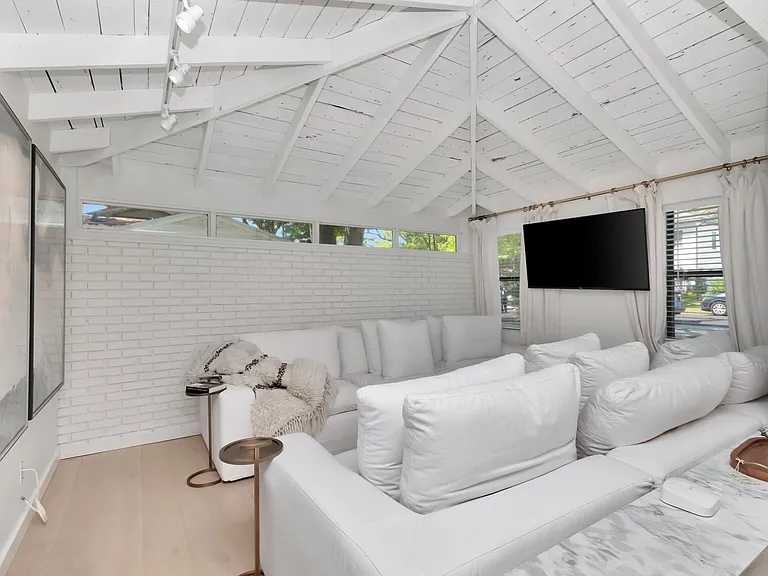 3906 W San Obispo St — Photo 7