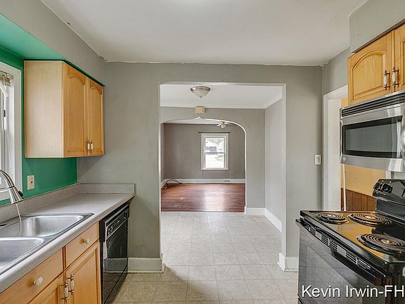 3rd image of 4543 Walton Ave SW