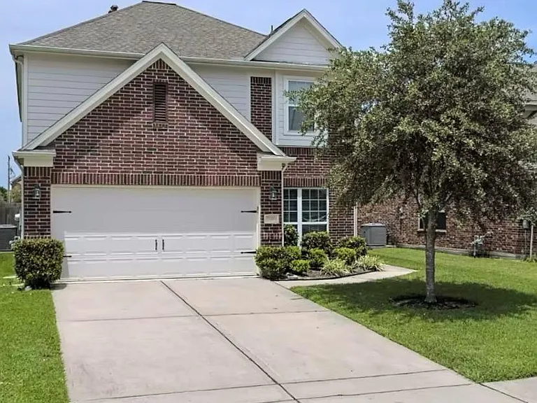5303 Espuela Ln — Photo 1
