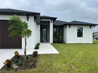 1001 NE 12th Terrace Cpe, Coral, FL 33909