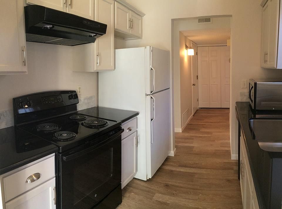 2nd image of 4000 Rio Rd APT 72