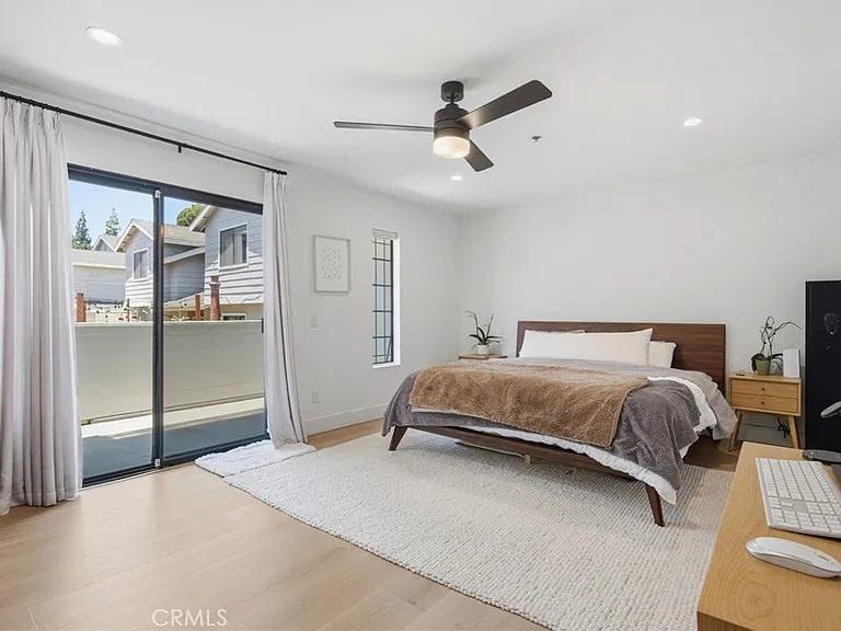 345 Avocado St #101A — Photo 12