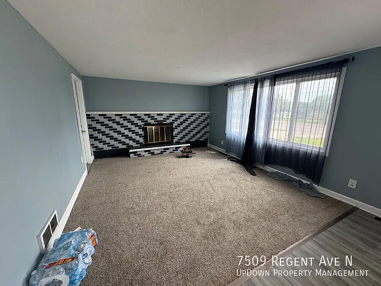 7509 Regent Ave N — Photo 4