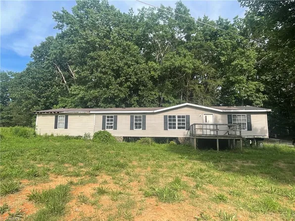 1669 Grantville Ln, Asheboro, NC 27205