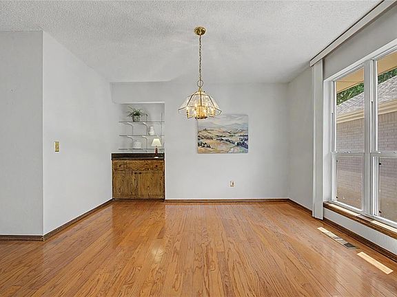 4th image of 4712 Cypress Ct