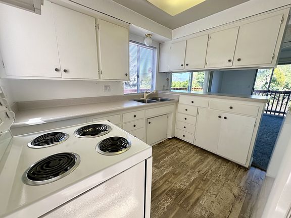 5th image of 9071 Paradise Park Dr #2