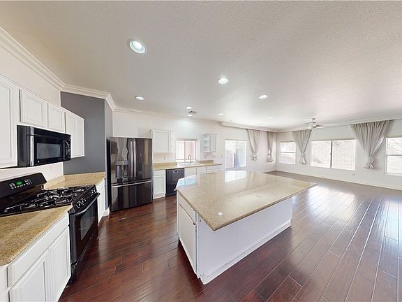 4th image of 10855 Vestone St