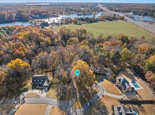 9196 Turtle Point Dr, Killen, AL 35645