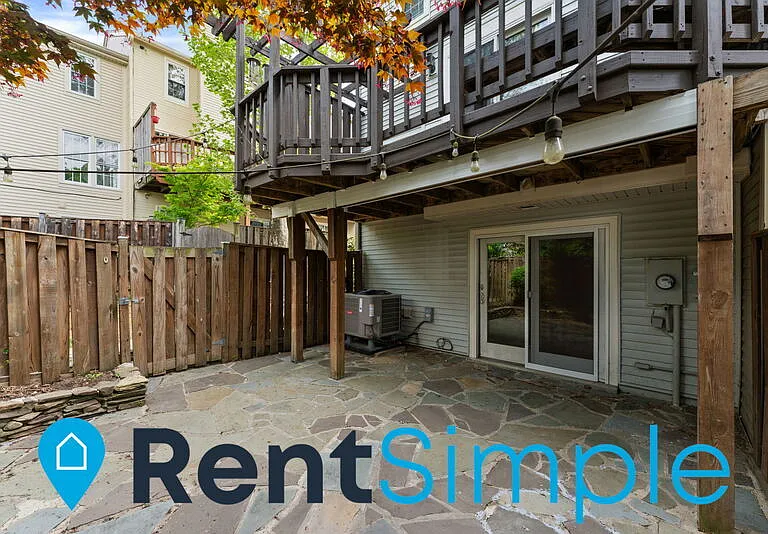 39 Fendall Ave — Photo 44